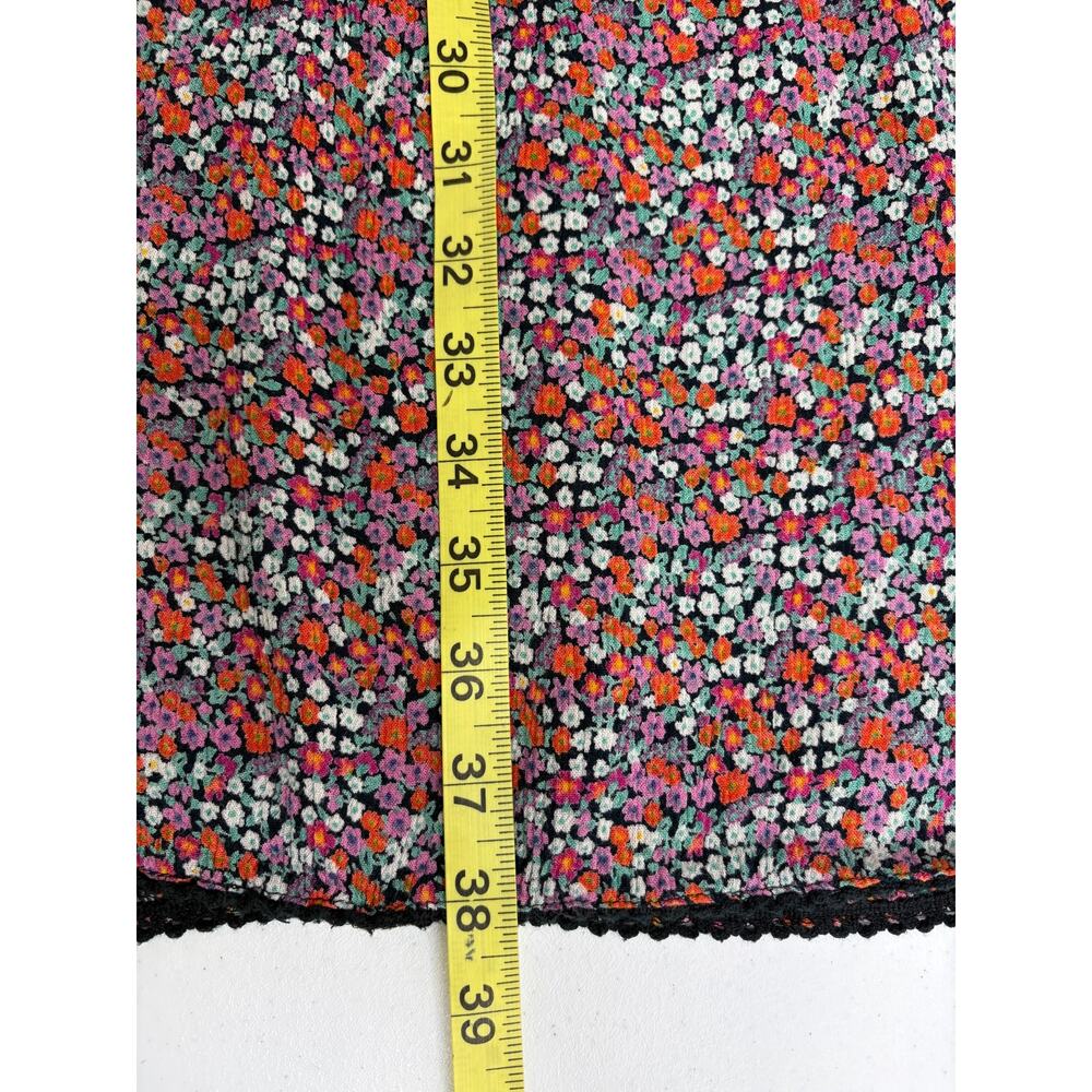 BILA Ditsy Floral Tiered Midi/Maxi Skirt Sz M Smocked Waist Crochet Trim Boho - Picture 8 of 8